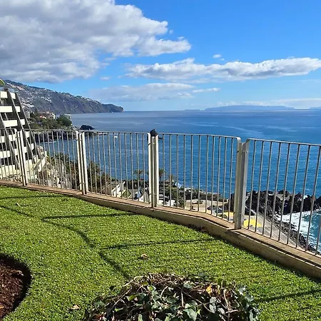 A Dream On The Cliff