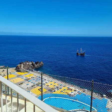 A Dream On The Cliff *