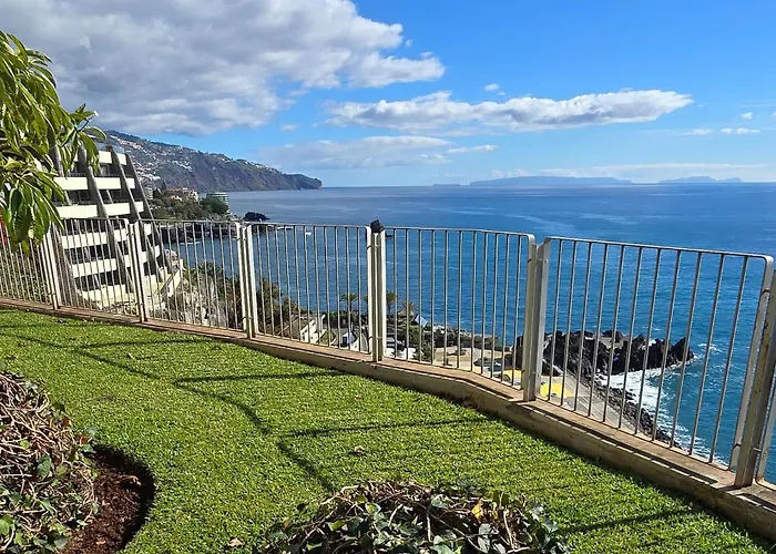 A Dream On The Cliff